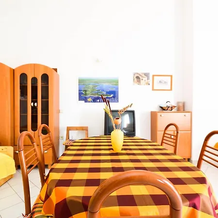 Apartment Vintijan 1 Apartmán *